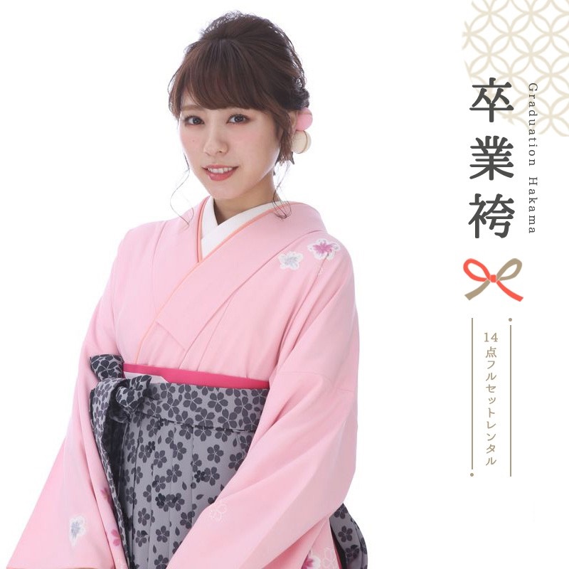 袴を着たモデル画像